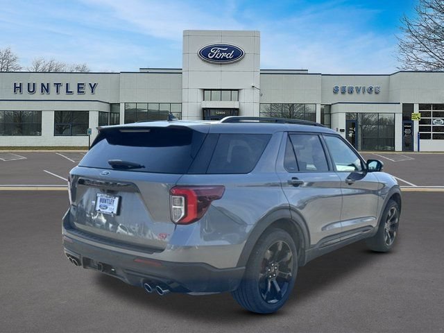 Certified 2023 Ford Explorer ST w/ Technology Package AWD/4WD image 4