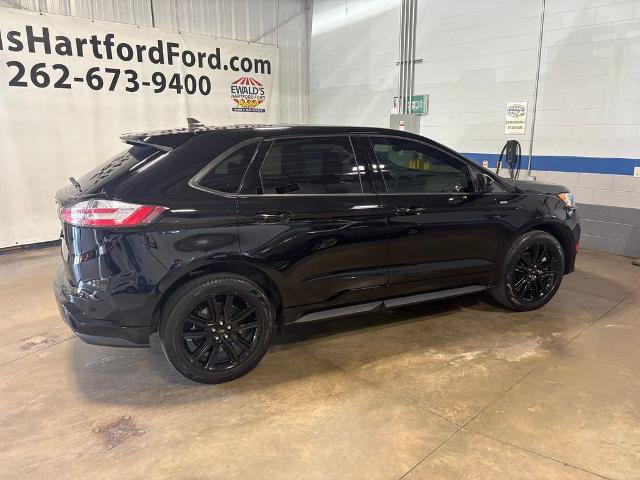 Certified 2024 Ford Edge ST-Line AWD/4WD image 11