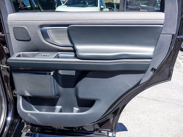 Certified 2025 Ford Expedition Platinum w/ Driver's Package AWD/4WD image 26