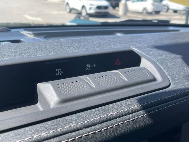 Certified 2025 Ford Bronco Outer Banks AWD/4WD image 31