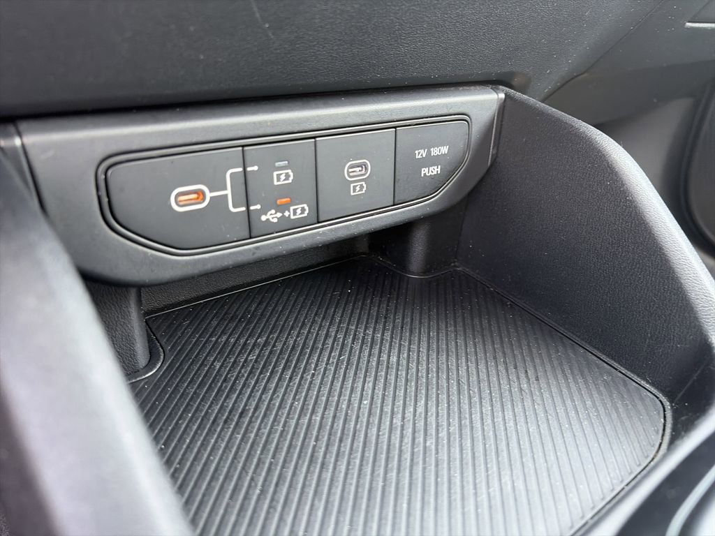 Used 2025 Kia K4 FWD image 25