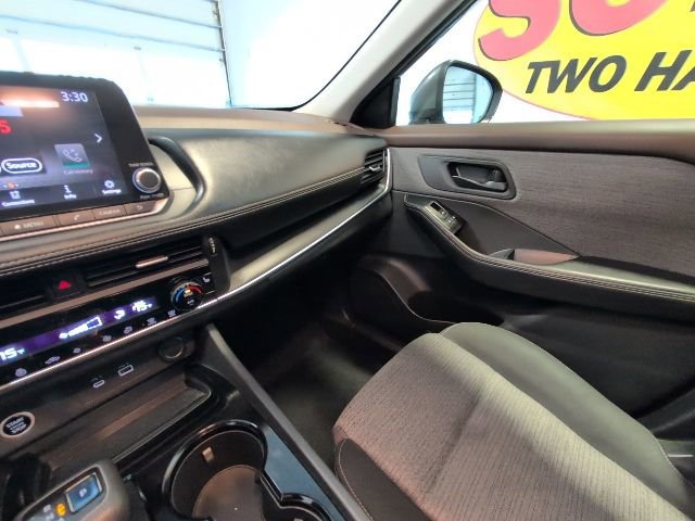 Used 2022 Nissan Rogue S image 24