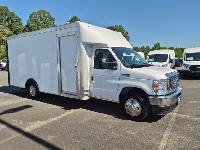 Certified 2022 Ford E-350 and Econoline 350 Super Duty w/ Power Windows & Locks Group