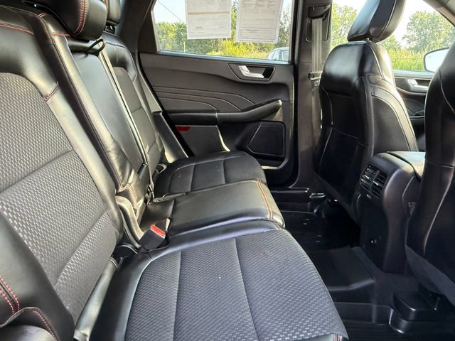 Certified 2023 Ford Escape ST-Line w/ Tech Pack #1 AWD/4WD image 22