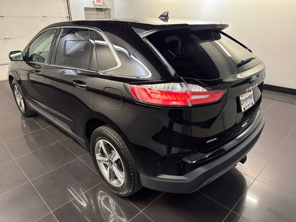 Certified 2024 Ford Edge SEL w/ Convenience Package AWD/4WD image 4