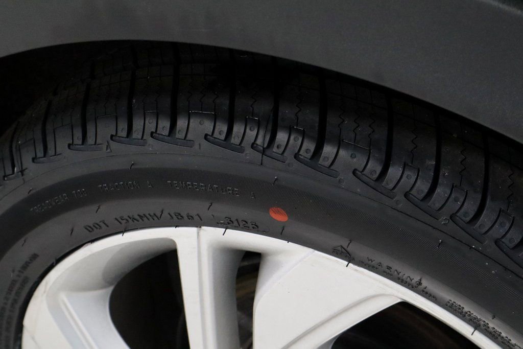 Used 2023 Chevrolet Bolt LT w/ Driver Confidence Package image 18