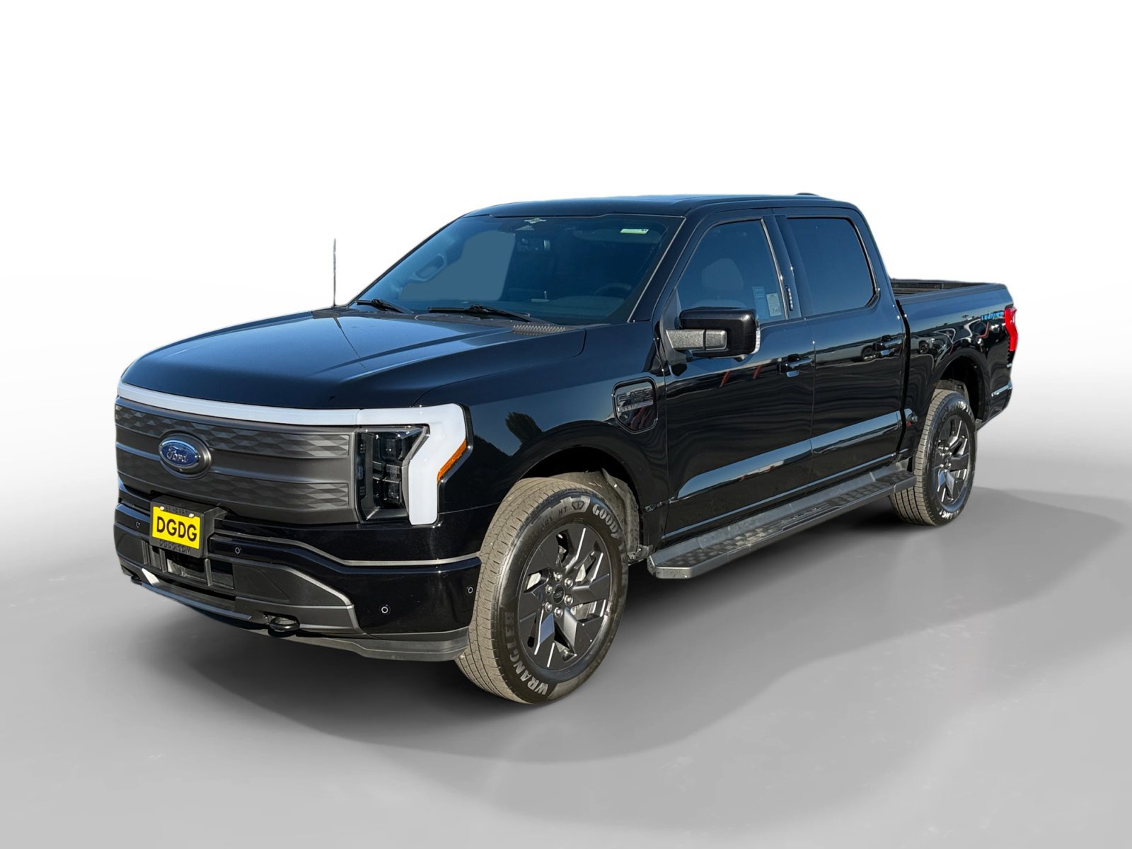 Certified 2023 Ford F150 Lightning Lariat w/ Equipment Group 511A High image 7