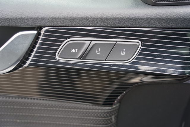 Used 2024 Hyundai Palisade Calligraphy image 16