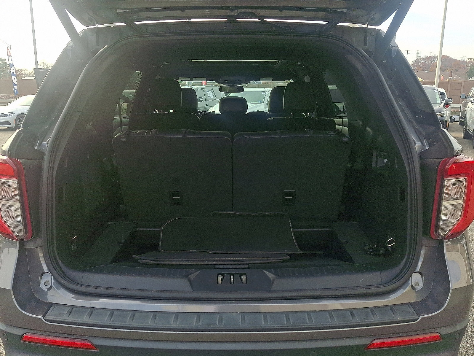 Certified 2022 Ford Explorer ST w/ Equipment Group 401A image 28