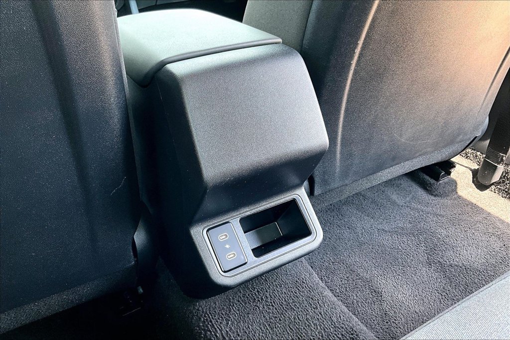 Used 2025 Kia K4 FWD image 33