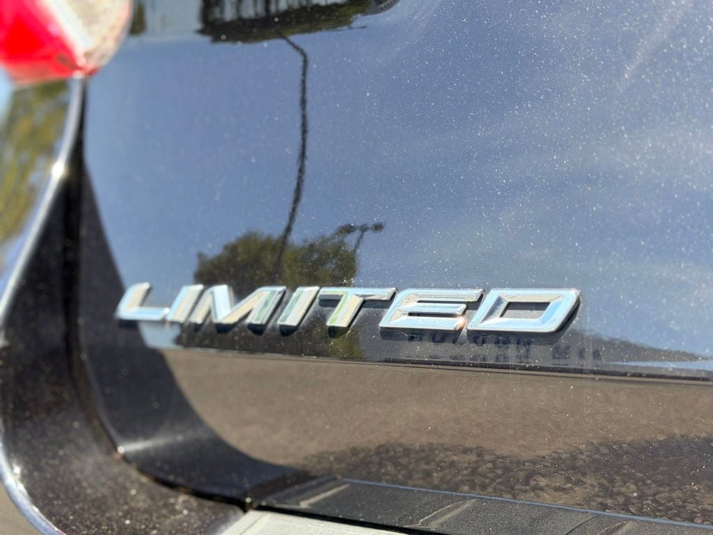 Certified 2023 Ford Explorer Limited w/ Limited Technology Package AWD/4WD image 10