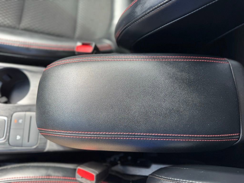 Certified 2025 Ford Escape ST-Line image 25