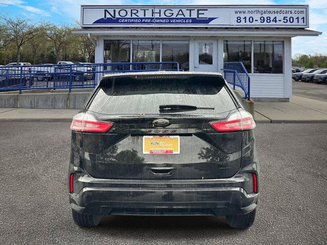 Certified 2024 Ford Edge SE w/ Black Appearance Package AWD/4WD image 3