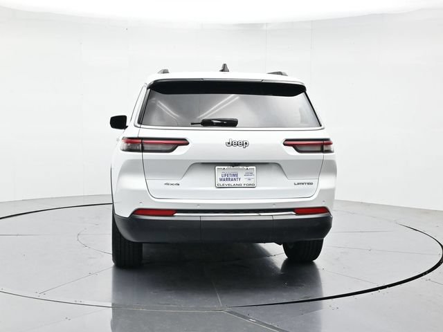 Used 2023 Jeep Grand Cherokee L Limited AWD/4WD image 9