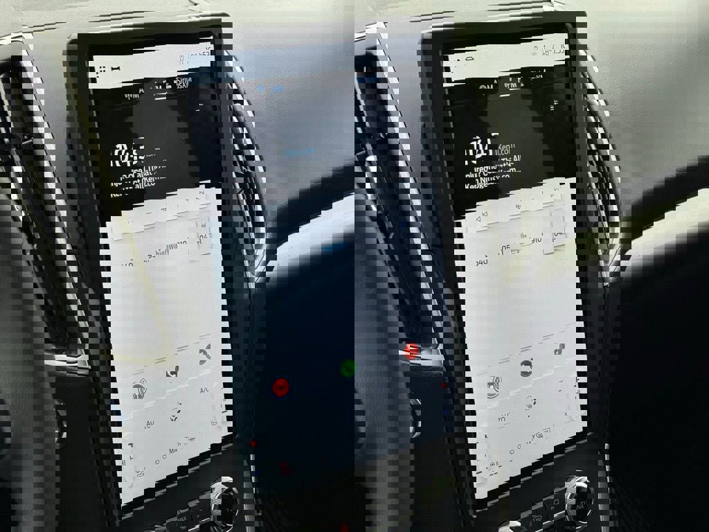 Certified 2024 Ford Edge SEL w/ Convenience Package image 24