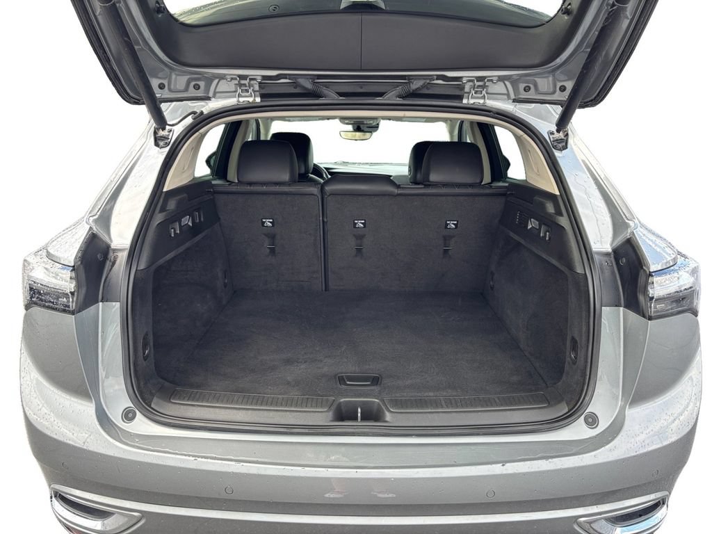 Used 2023 Buick Envision Avenir FWD image 24