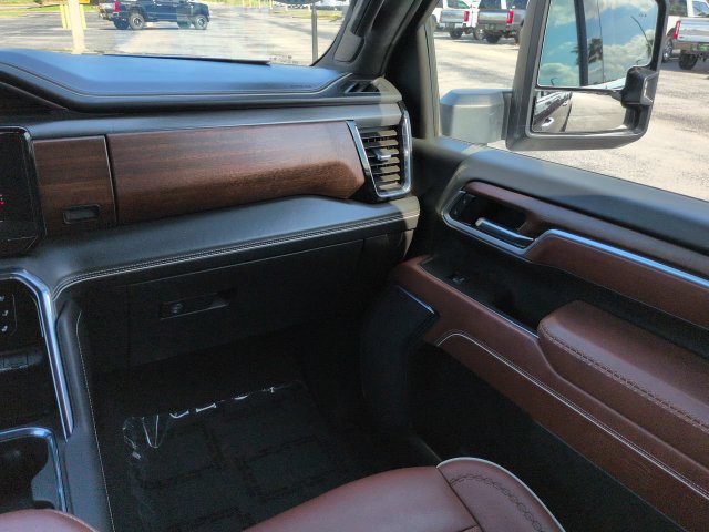 Used 2025 GMC Sierra 2500 Denali Ultimate AWD/4WD image 17