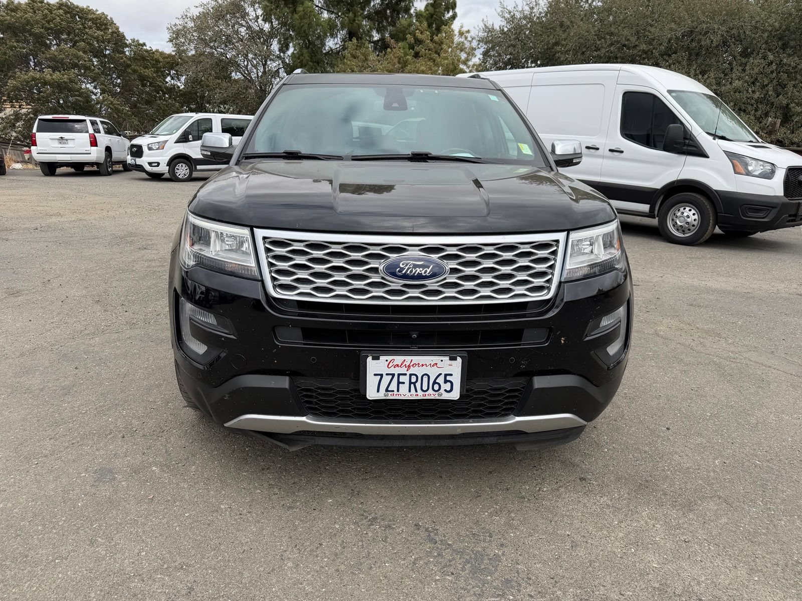 Certified 2017 Ford Explorer Platinum AWD/4WD image 8