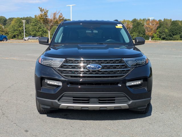 Certified 2023 Ford Explorer XLT w/ Equipment Group 202A image 8