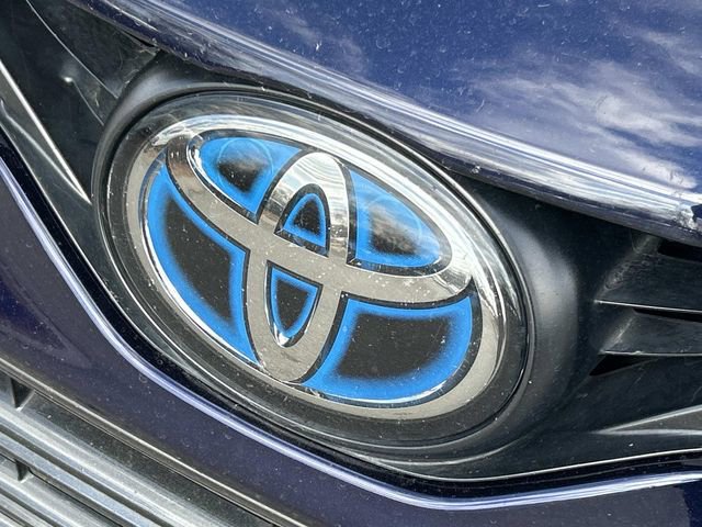 Used 2022 Toyota Camry XLE w/ Cold Weather Package image 10