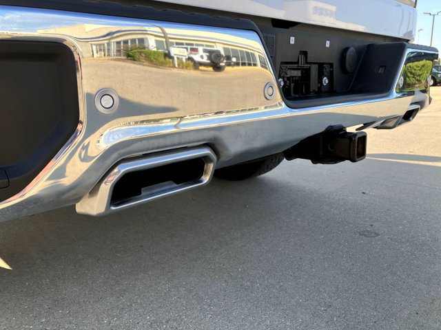 Used 2024 Chevrolet Silverado 1500 LTZ w/ Technology Package image 16