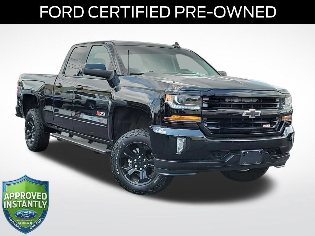 Used 2017 Chevrolet Silverado 1500 LT w/ Midnight Edition