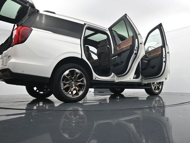 Certified 2025 Ford Expedition King Ranch AWD/4WD image 39