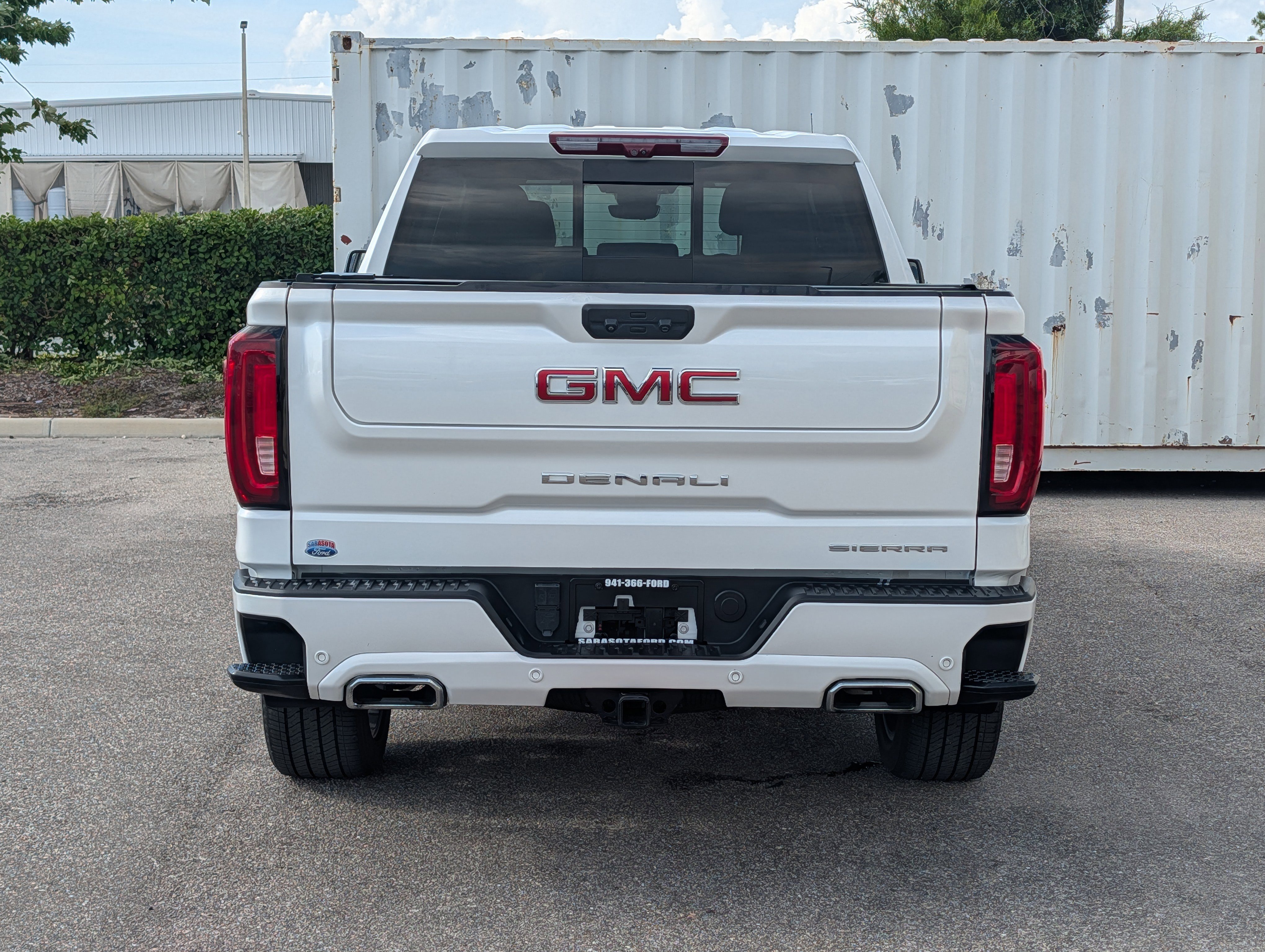 Used 2024 GMC Sierra 1500 Denali AWD/4WD image 5