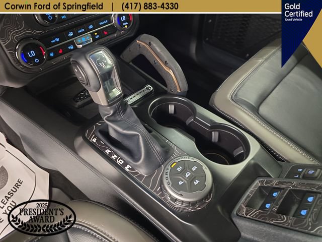 Certified 2025 Ford Bronco Outer Banks w/ Sasquatch Package AWD/4WD image 29