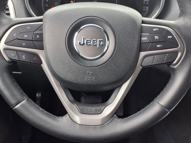 Used 2018 Jeep Grand Cherokee Laredo AWD/4WD image 13
