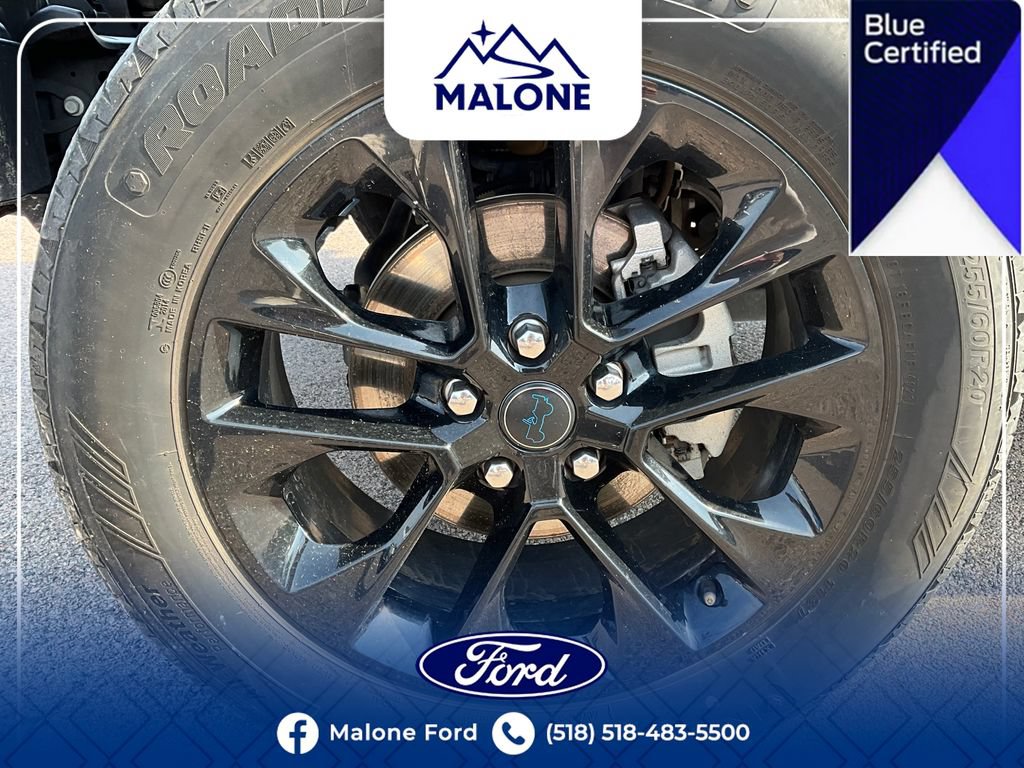 Used 2024 Jeep Wrangler Unlimited Sahara AWD/4WD image 14