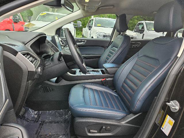 Certified 2022 Ford Edge SEL w/ Sport Appearance Package image 16