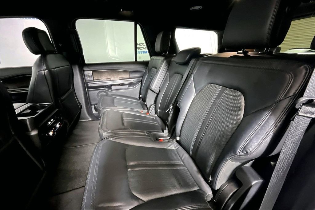 Certified 2018 Ford Expedition Limited w/ Driver Assistance Package RWD image 21