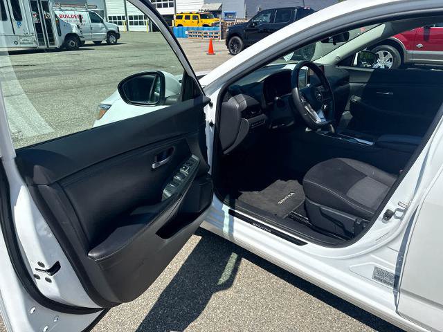 Used 2021 Nissan Sentra SV FWD image 6