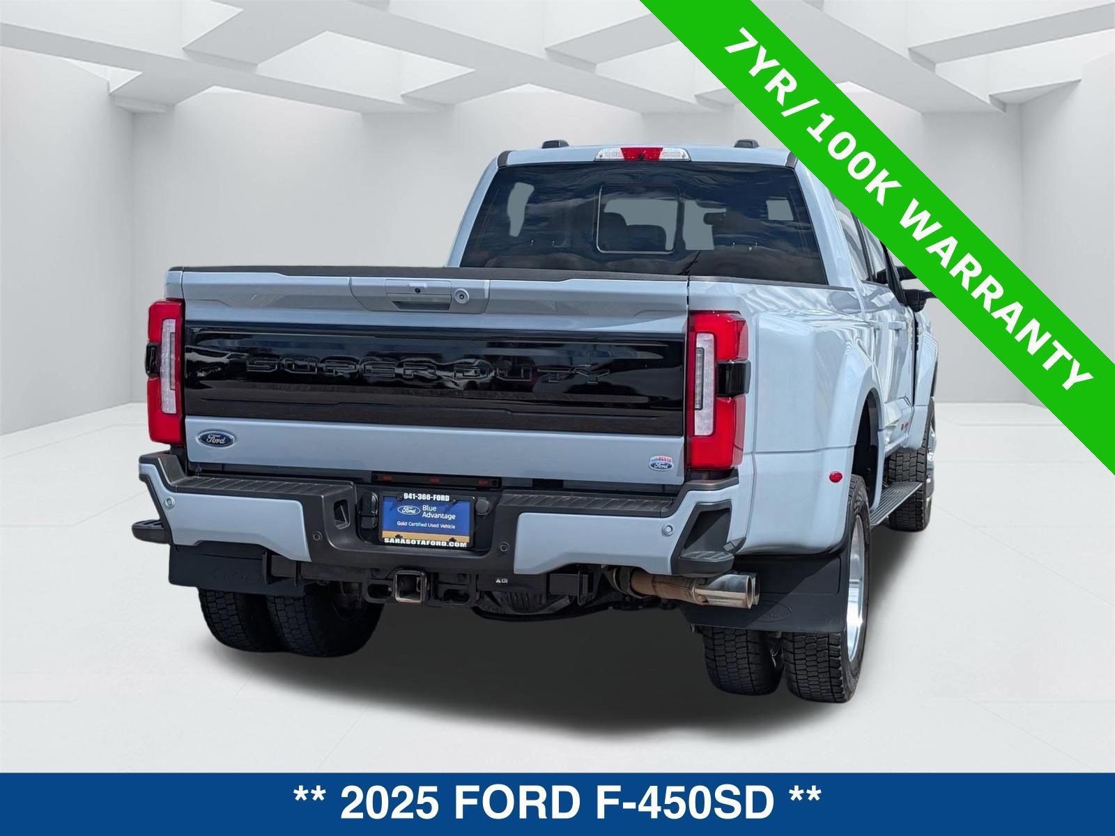 Certified 2025 Ford F450 Platinum w/ FX4 Off-Road Package image 4