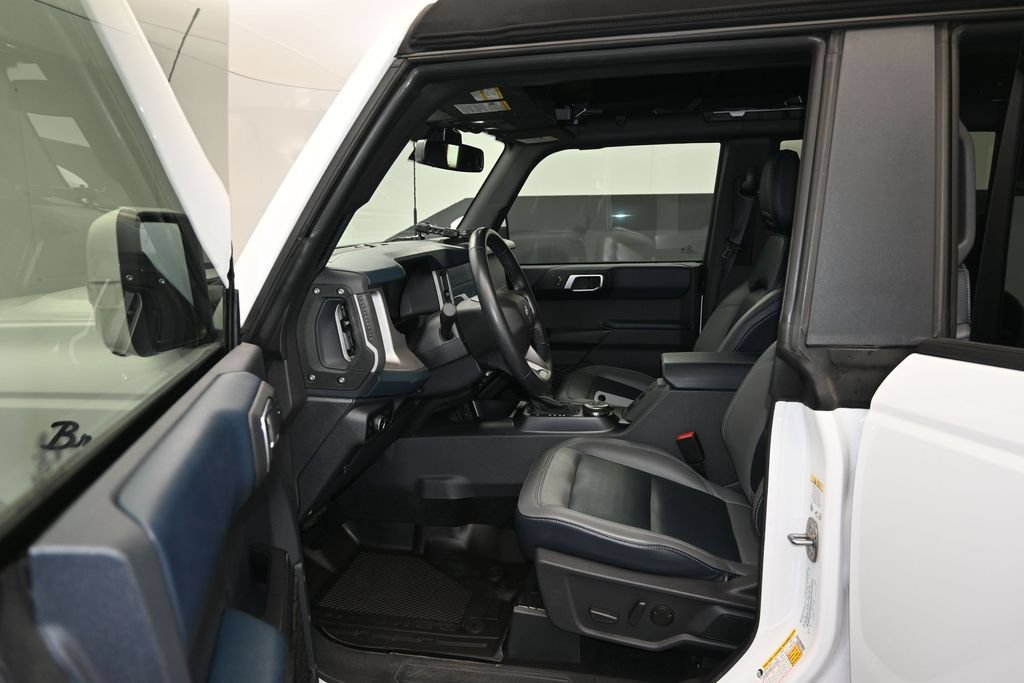 Certified 2024 Ford Bronco Outer Banks w/ Sasquatch Package AWD/4WD image 13