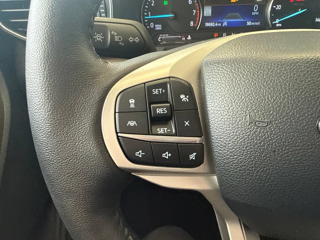 Certified 2024 Ford Explorer Limited w/ Limited Technology Package AWD/4WD image 19