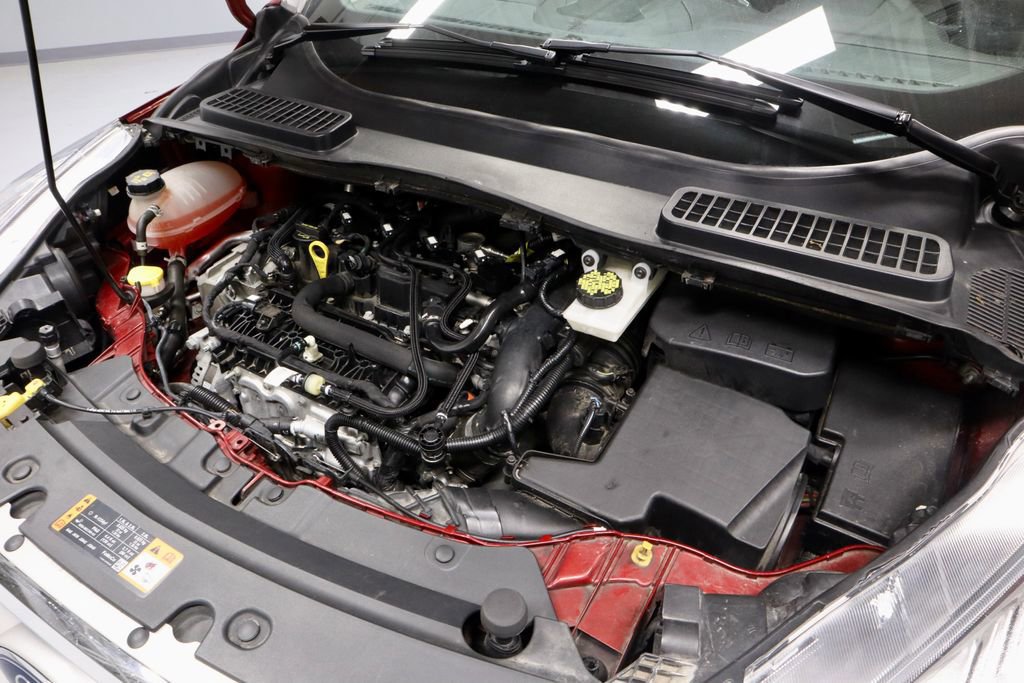 Certified 2019 Ford Escape SE FWD image 16