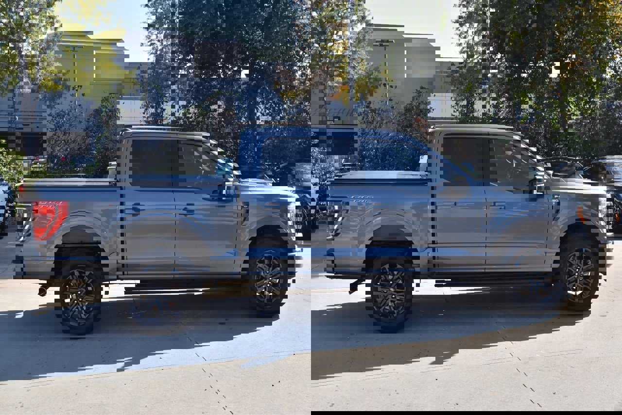 Certified 2022 Ford F150 XLT w/ Equipment Group 302A High image 6