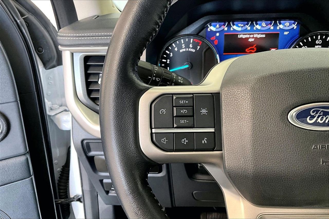 Certified 2023 Ford Expedition XLT image 22