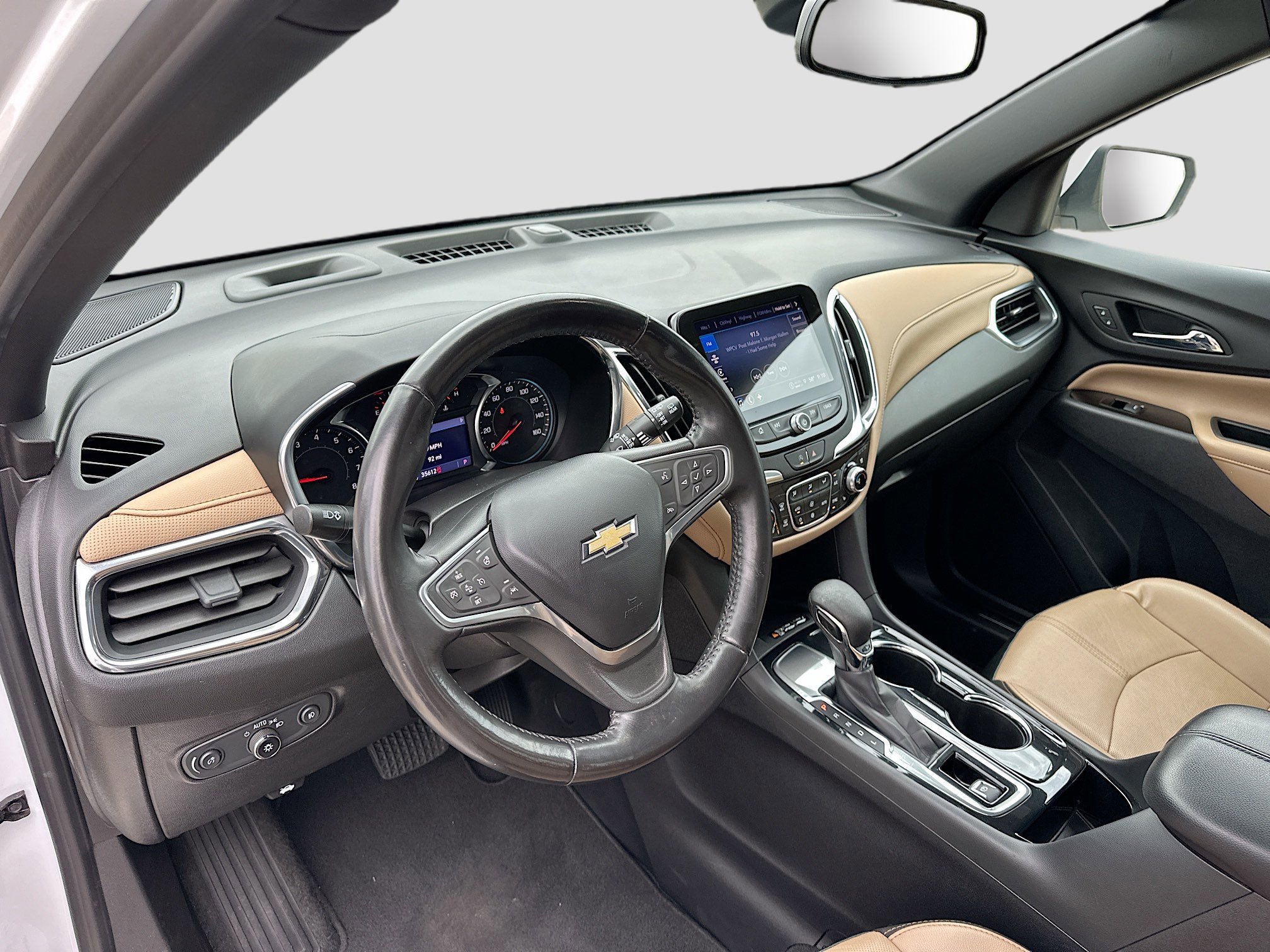 Used 2022 Chevrolet Equinox Premier image 9