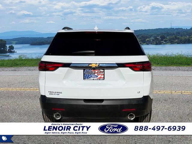 Used 2023 Chevrolet Traverse LT image 4