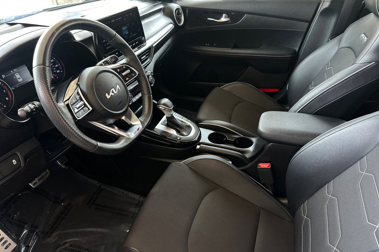 Used 2023 Kia Forte GT-Line FWD image 9