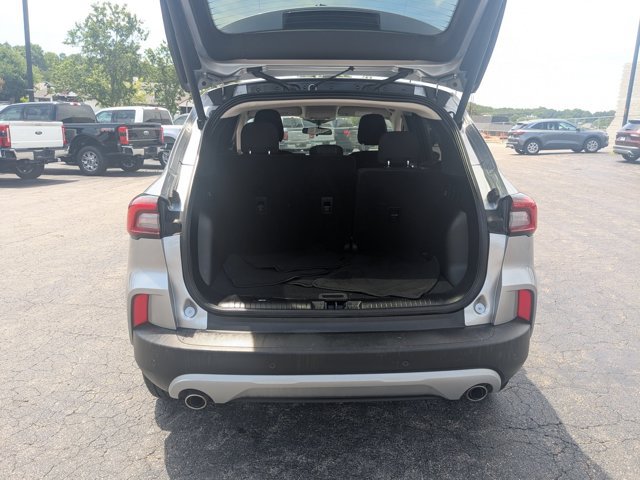 Certified 2023 Ford Escape Active w/ Tech Pack #1 FWD image 9