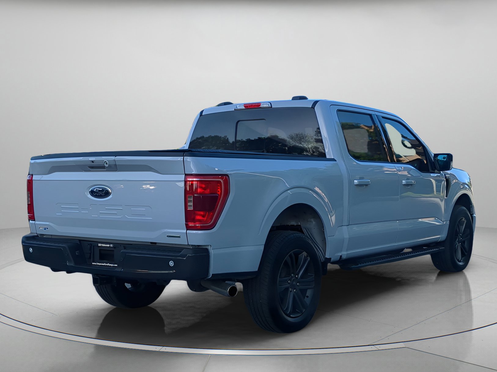 Certified 2022 Ford F150 XLT w/ Equipment Group 302A High image 26