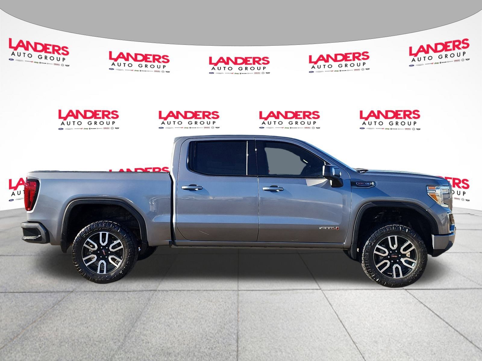 Used 2021 GMC Sierra 1500 AT4 image 2