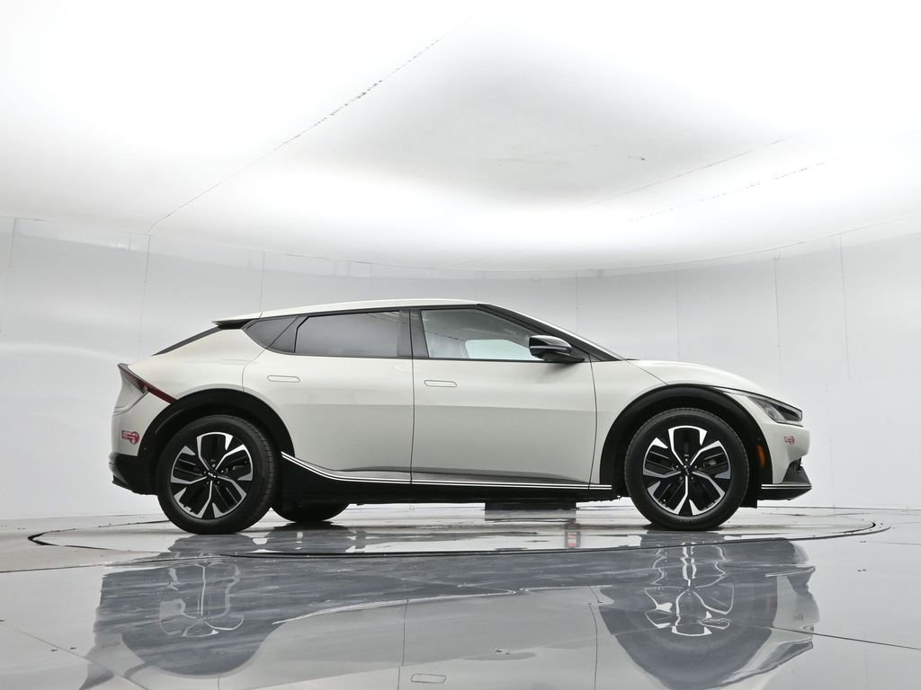 Used 2022 Kia EV6 Wind w/ Wind Technology Package image 50