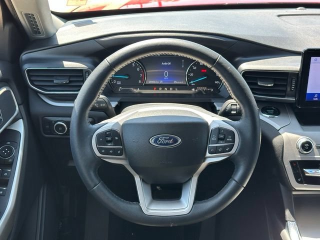 Certified 2023 Ford Explorer XLT w/ Equipment Group 202A AWD/4WD image 17