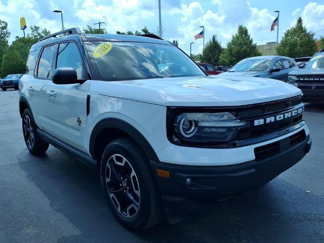Certified 2023 Ford Bronco Sport Outer Banks w/ Tech Package AWD/4WD image 3