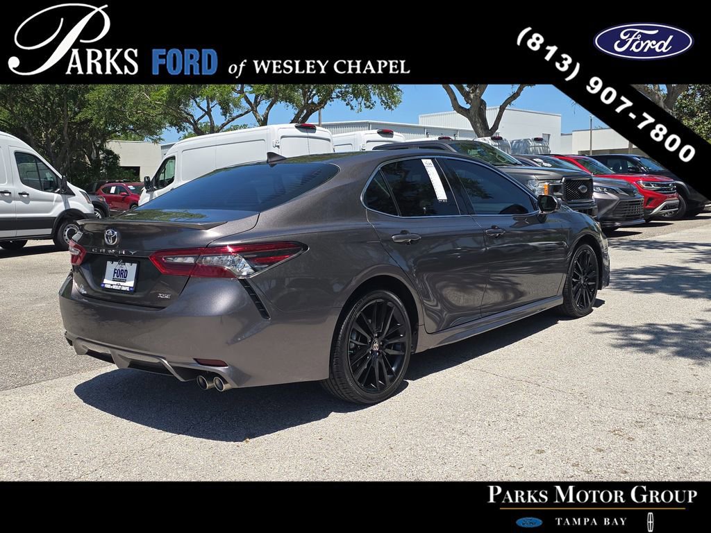 Used 2024 Toyota Camry XSE FWD image 3